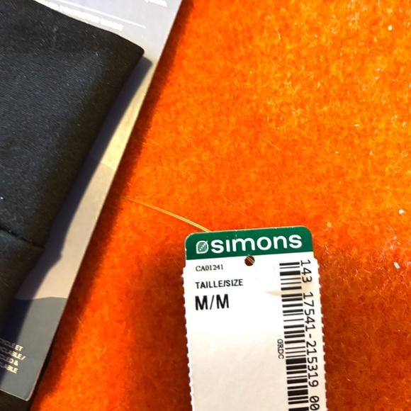 Black multi-purpose touch-screen gloves NWT - Picture 7 of 8